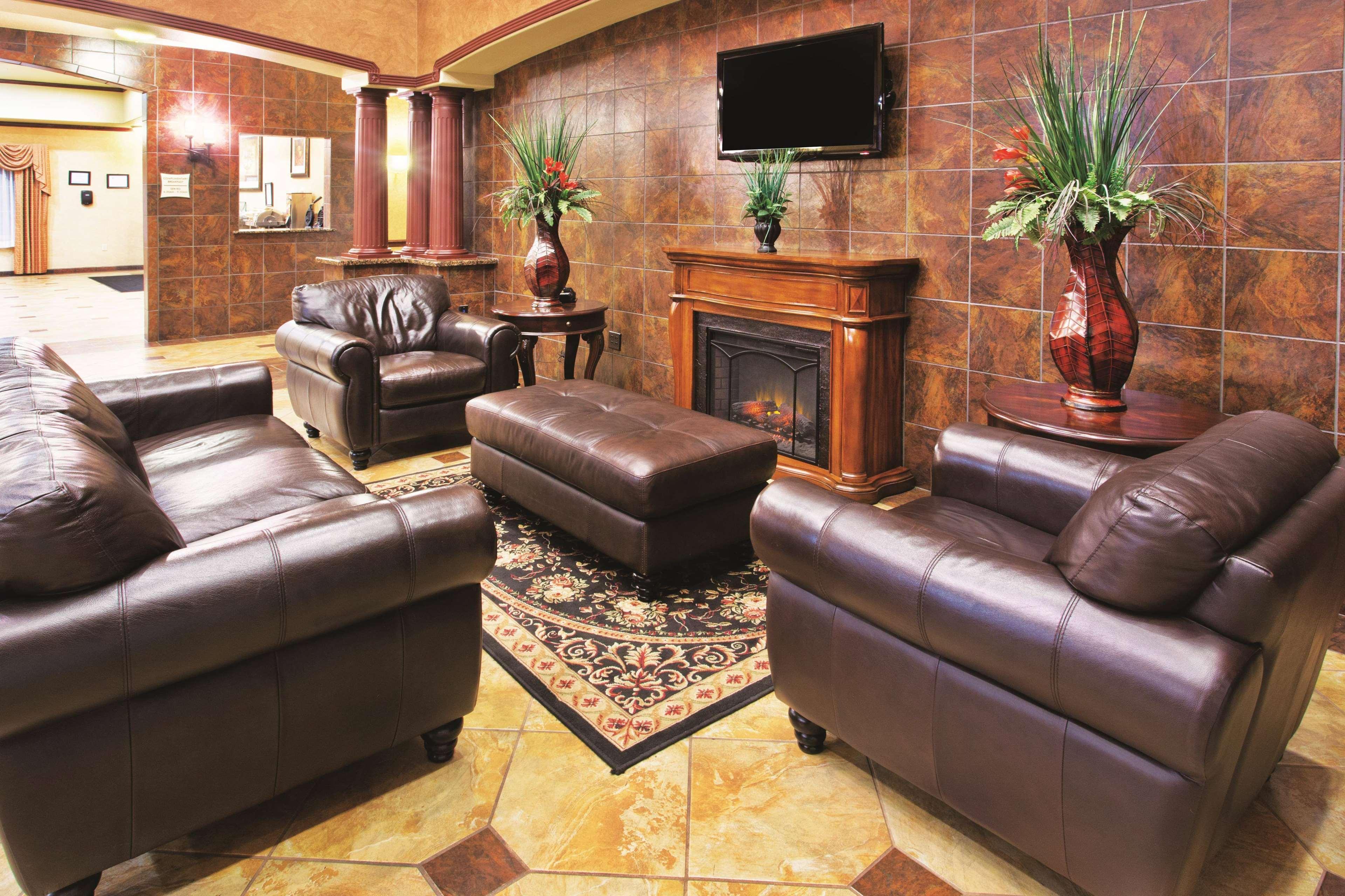La Quinta Inn And Suites By Wyndham - Шерц Екстериор снимка