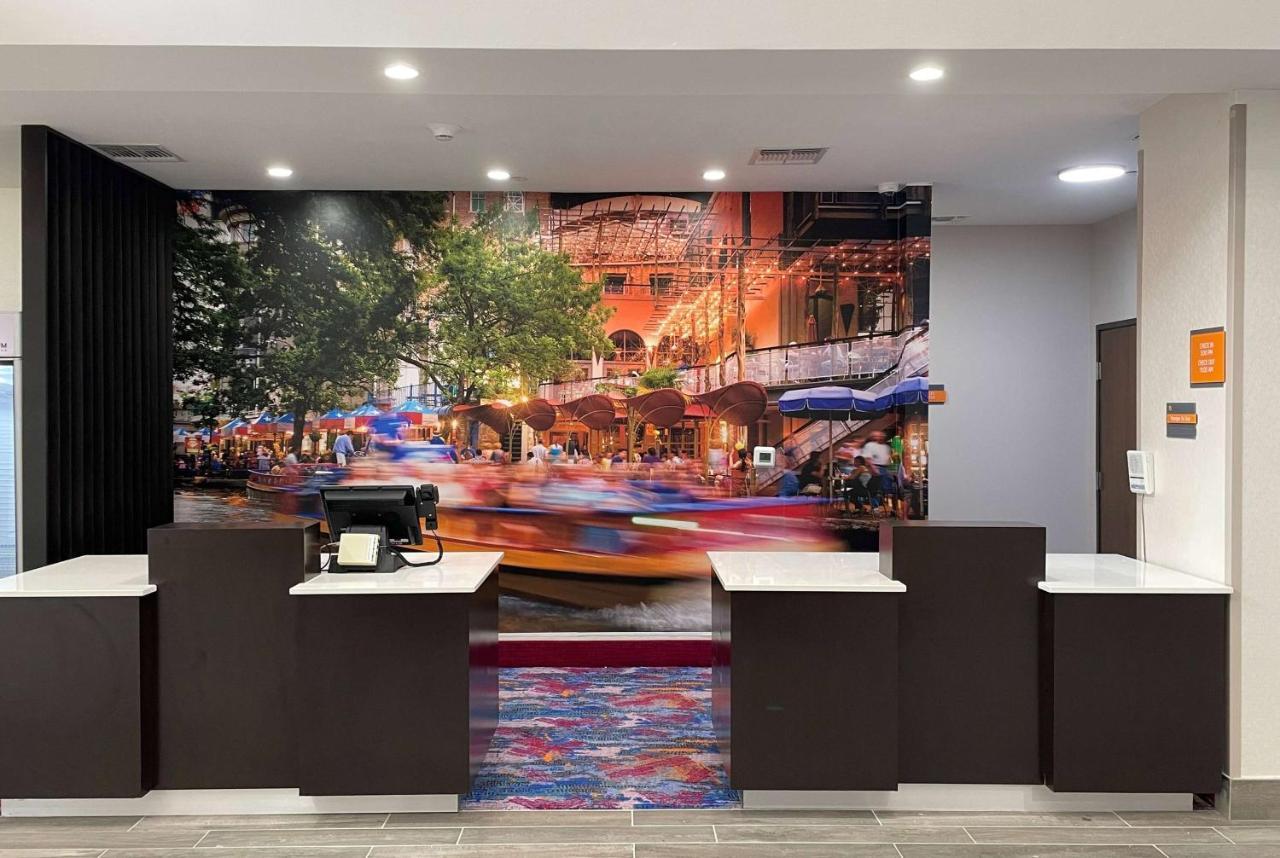 La Quinta Inn And Suites By Wyndham - Шерц Екстериор снимка