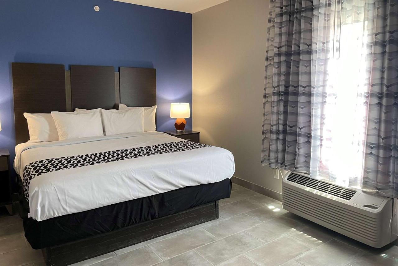 La Quinta Inn And Suites By Wyndham - Шерц Екстериор снимка